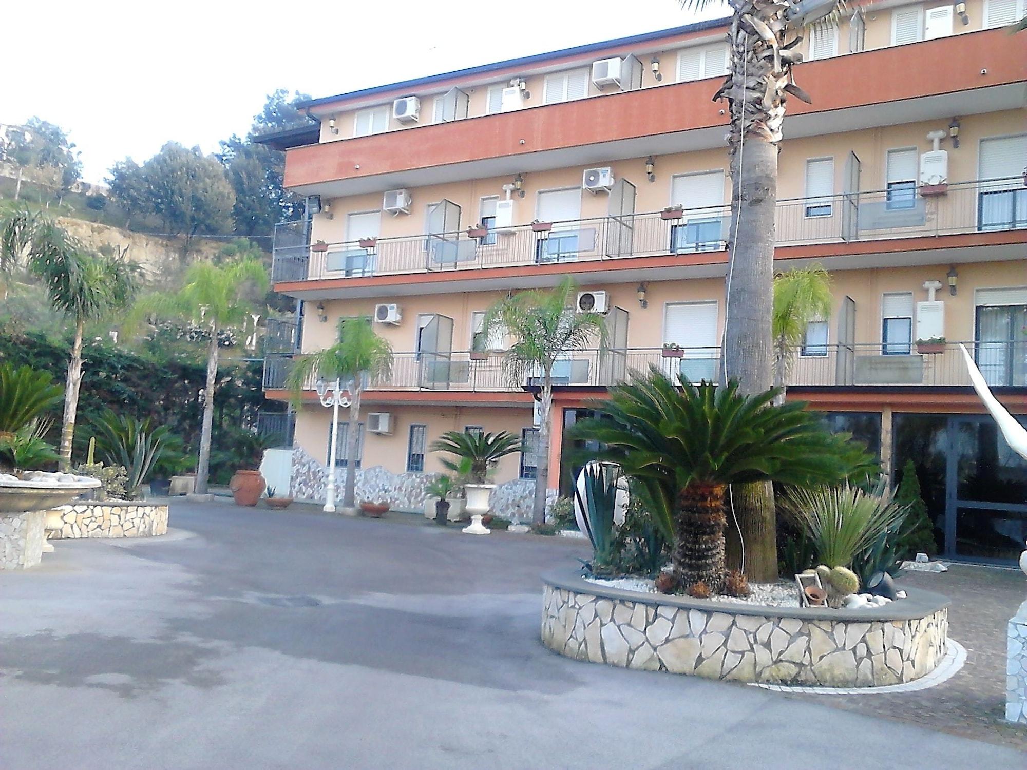 Hotel Happy Days Licola Exterior foto